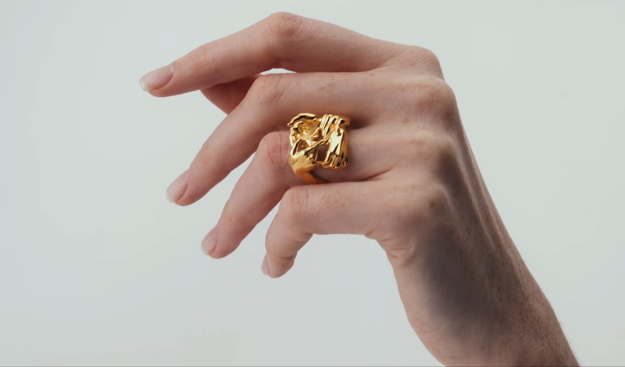 Дизайнерский украшения из серебра