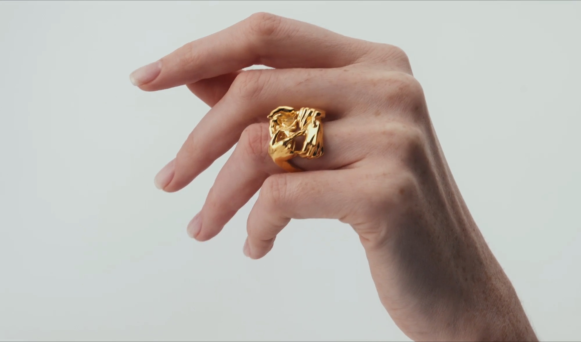 Дизайнерский украшения из серебра